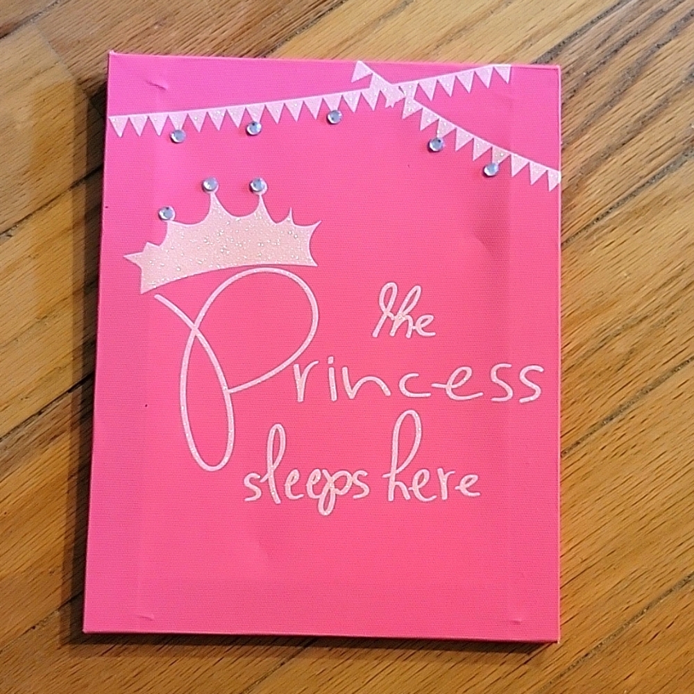 The Princess Sleeps Here wall art 8x10